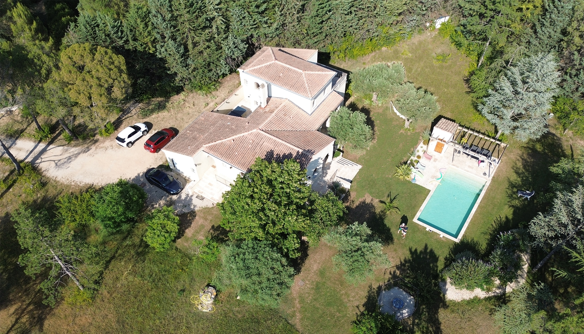 La Louvière des Garrigues, a large Provençal holiday villa for 14 people in Mazan Mont Ventoux